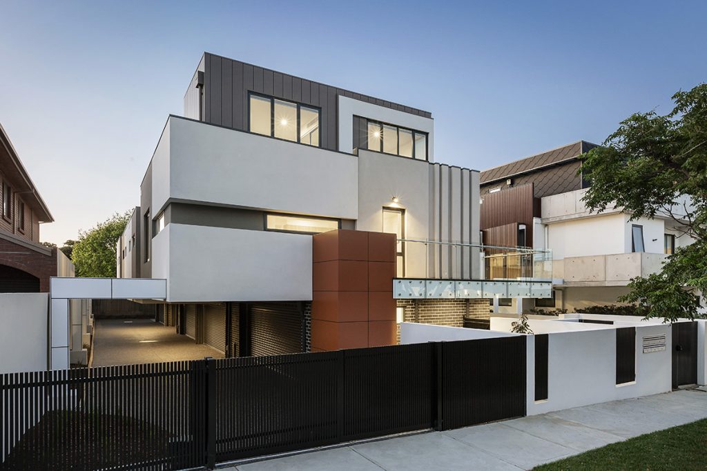 moderna-kuća-ravni-krov-domnakvadrat