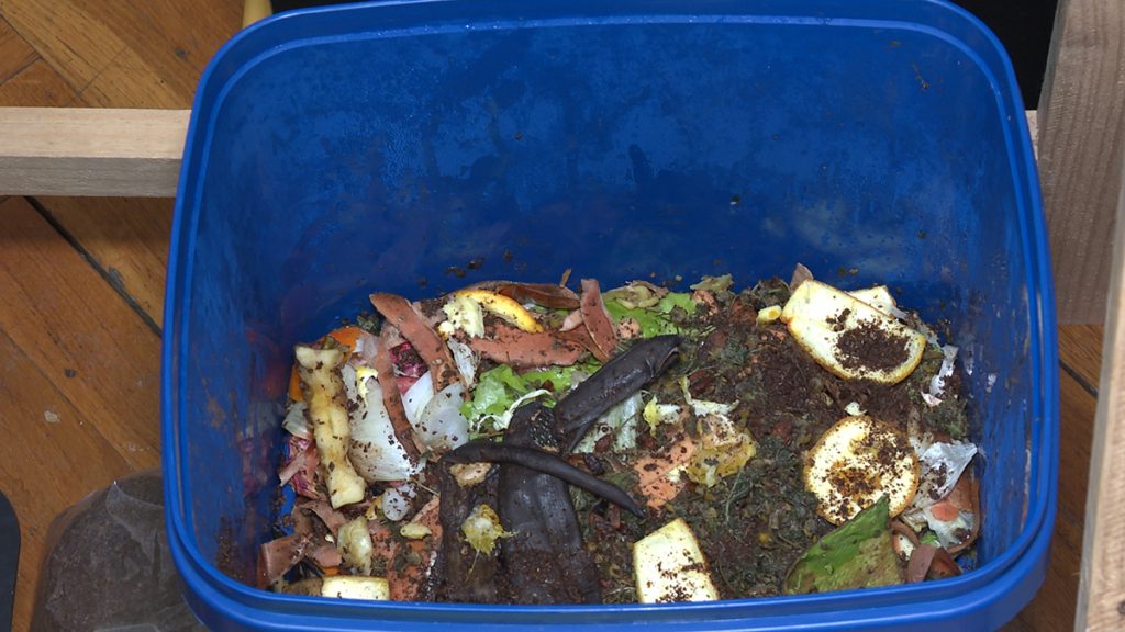 kompost-komposterka-domnakvadrat