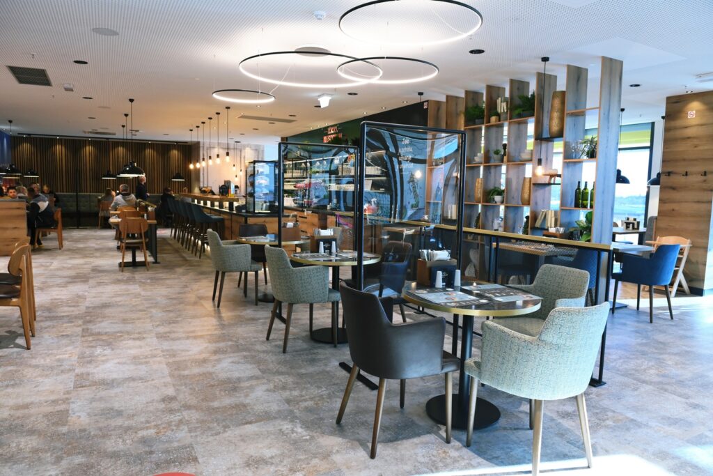 lesnina-rijeka-restoran-dom-na-kvadrat