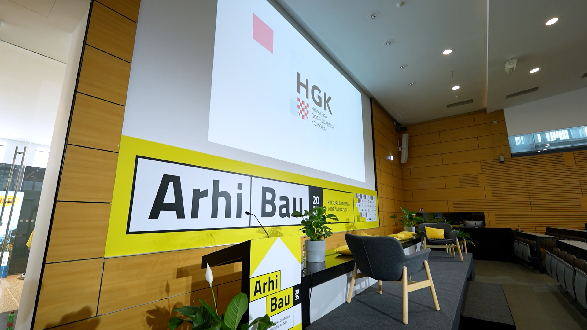 ArhiBau 2025