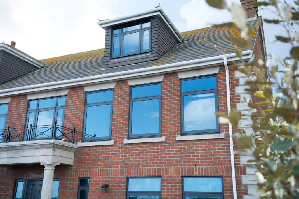 zgrada Kömmerling WarmCore 76