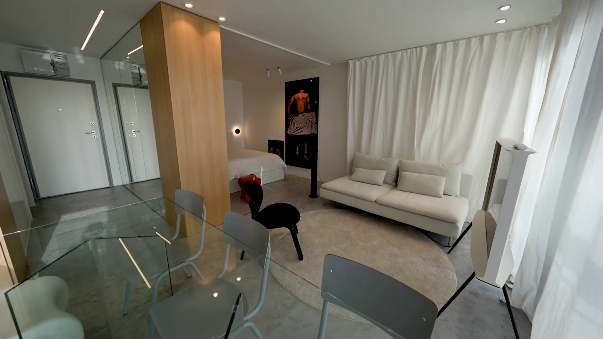 Interijer Luke Cindrića modernog stana u emisiji Dom na kvadrat s20e32