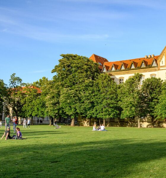 trg francuske republike ljeti